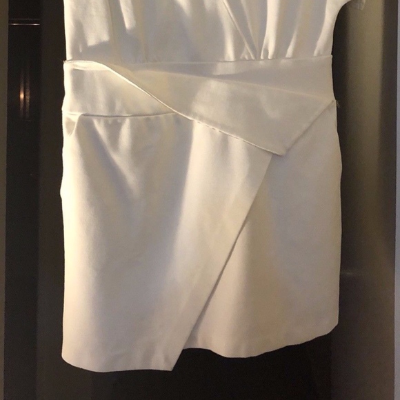 Halston Heritage Short Dolman-Sleeve V-Neck Dress - Picture 4 of 7